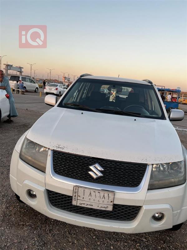 Suzuki Grand Vitara 2010 for sale in Iraq - Basra